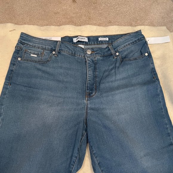 Nine West Women's Stretch Denim Relaxed Leg Chrystie Capri Pants - New - Size 16 - Picture 4 of 4